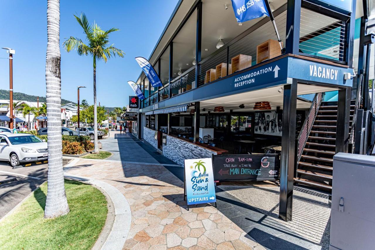 Airlie Sun & Sand Accommodation #5 Airlie Beach Bagian luar foto