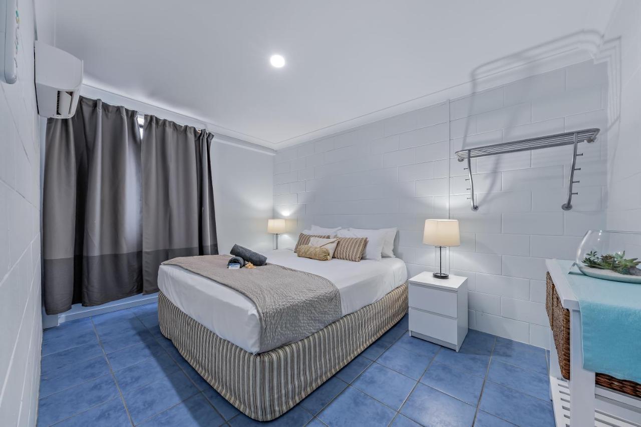 Airlie Sun & Sand Accommodation #5 Airlie Beach Bagian luar foto