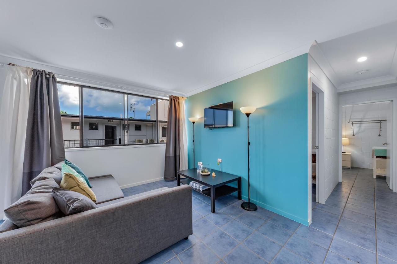 Airlie Sun & Sand Accommodation #5 Airlie Beach Bagian luar foto