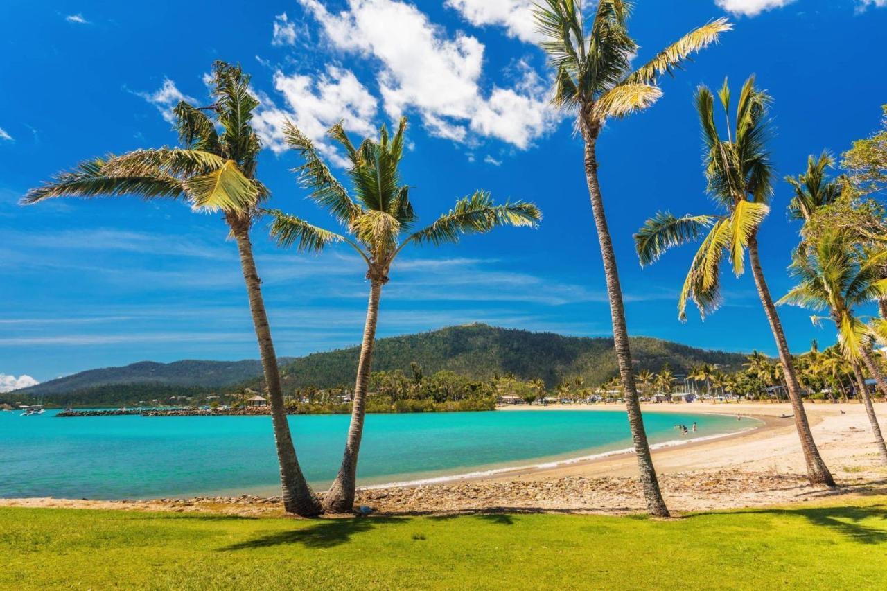 Airlie Sun & Sand Accommodation #5 Airlie Beach Bagian luar foto