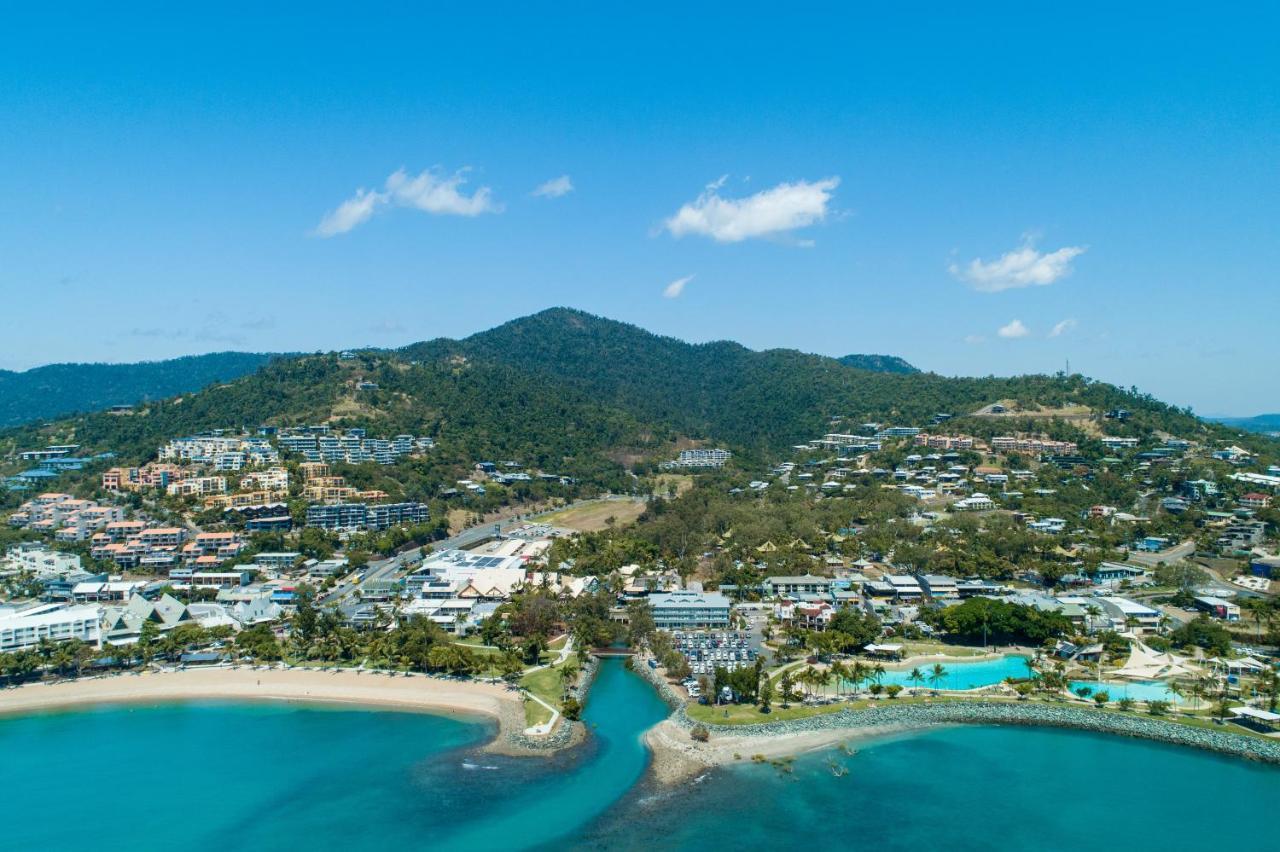 Airlie Sun & Sand Accommodation #5 Airlie Beach Bagian luar foto