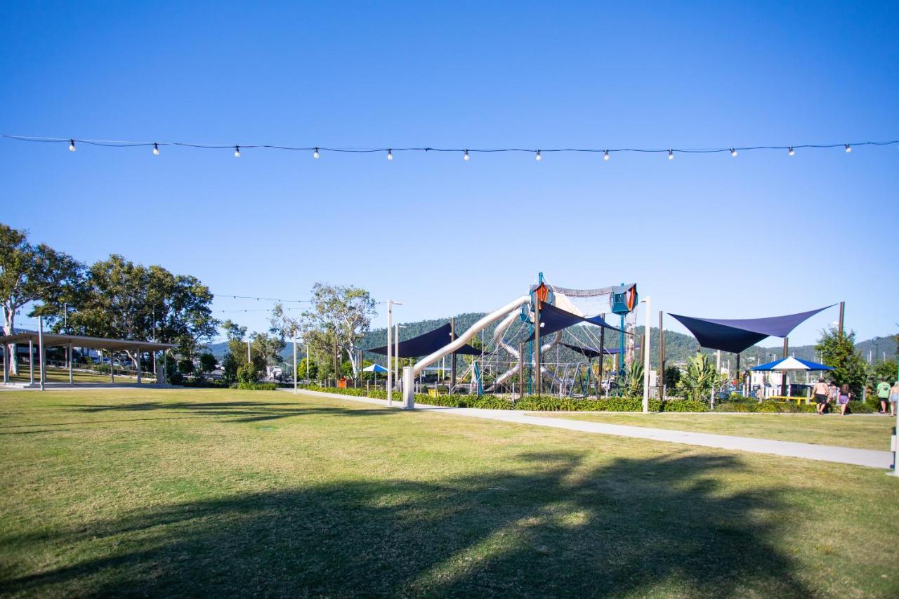 Airlie Sun & Sand Accommodation #5 Airlie Beach Bagian luar foto